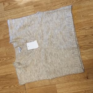 NWT Fate fuzzy boxy cropped vest sz small